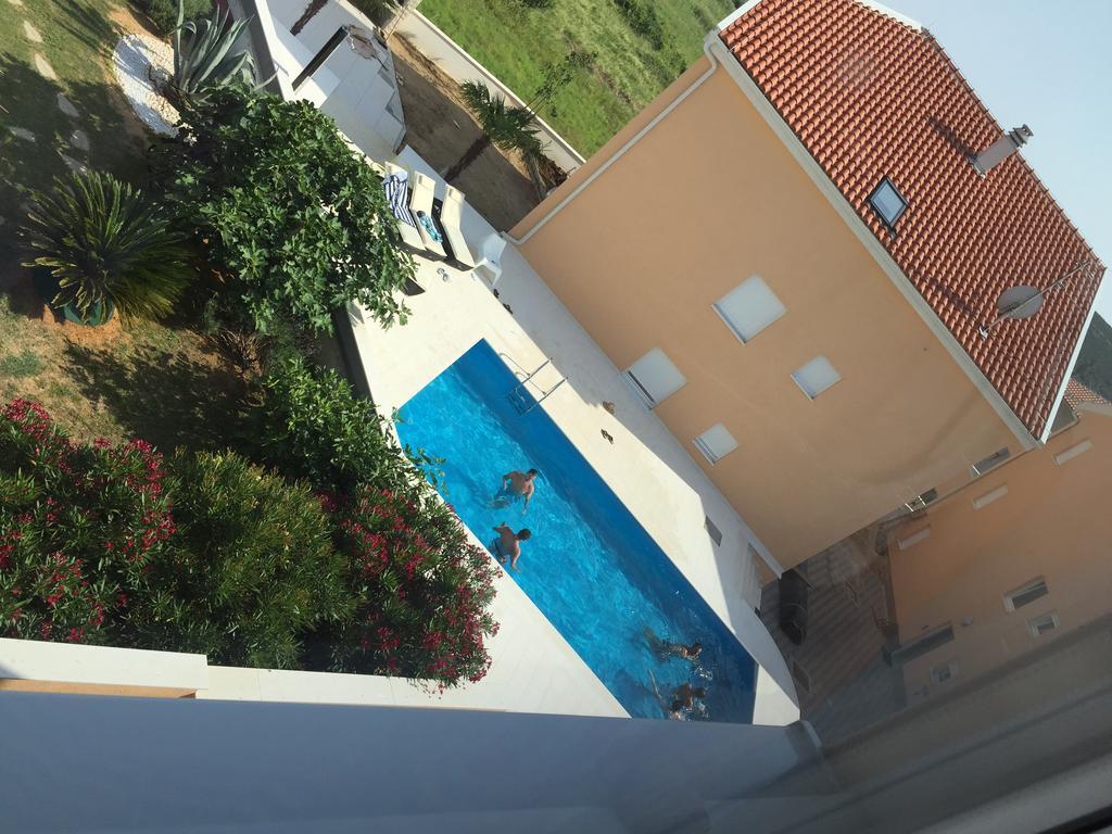 נובליה Orange Apartments מראה חיצוני תמונה