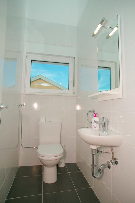 נובליה Orange Apartments מראה חיצוני תמונה